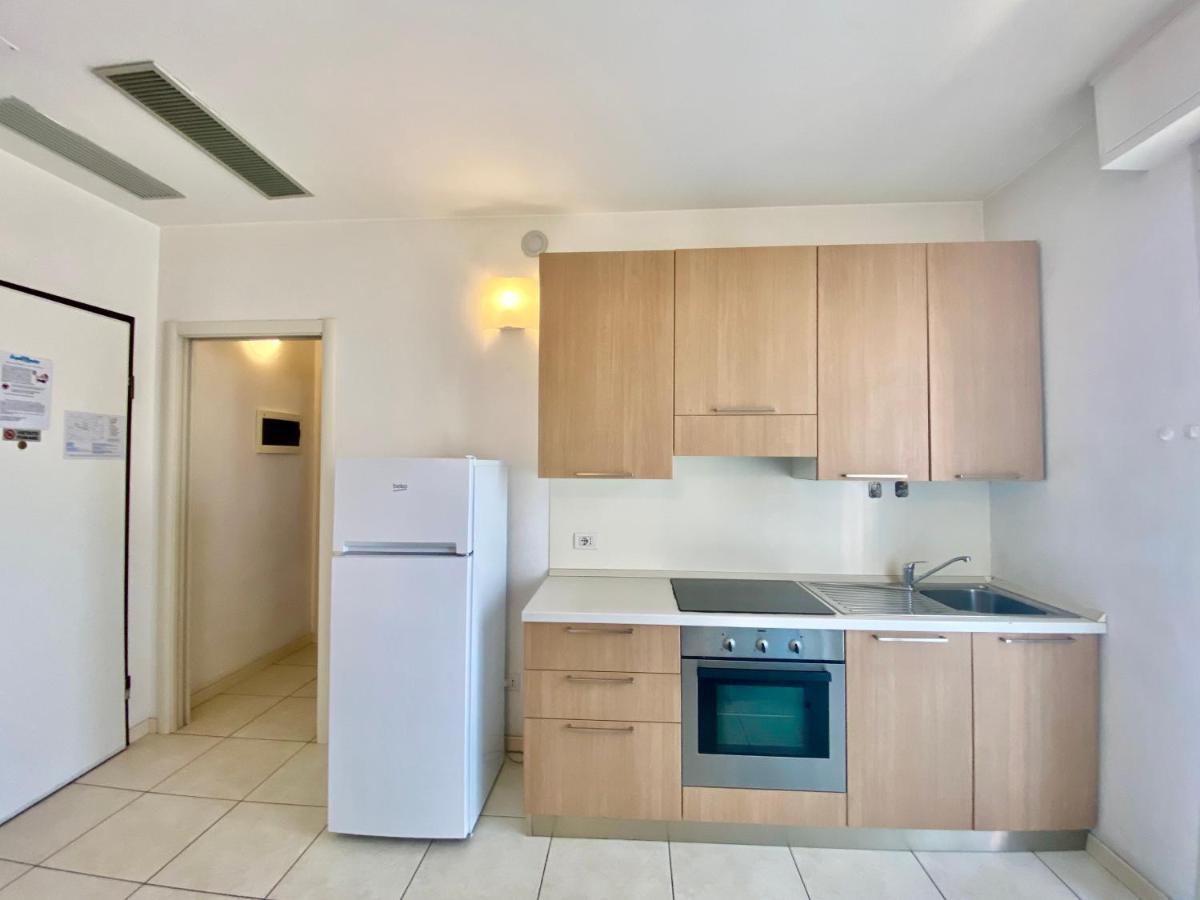 Residence Acqua Suite Marina Ріміні Екстер'єр фото